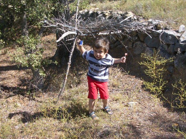 Dave Bij Opa En Oma In Frankrijk